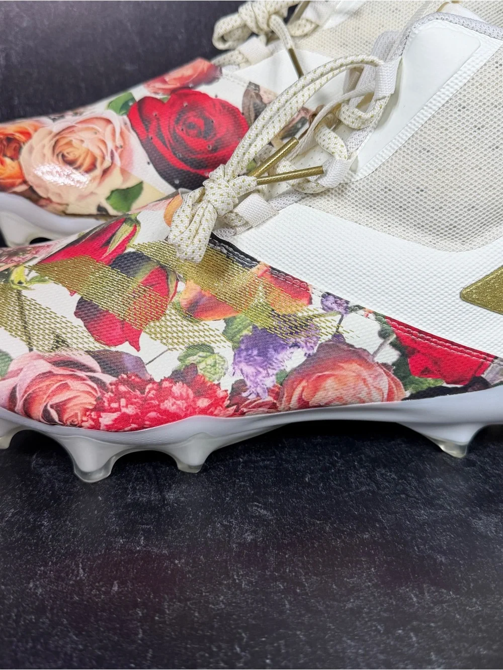 ADIZERO CHAOS SPEED CORONATION OFF WHITE MENS FOOTBALL CLEATS SIZE 13 CREAM NEW